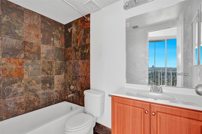 Building Photo - 7601 E Treasure Dr