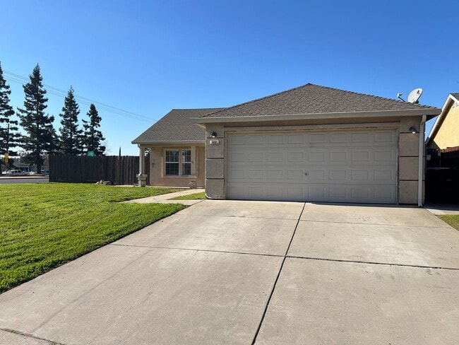 Building Photo - Single story home located in Waterford!