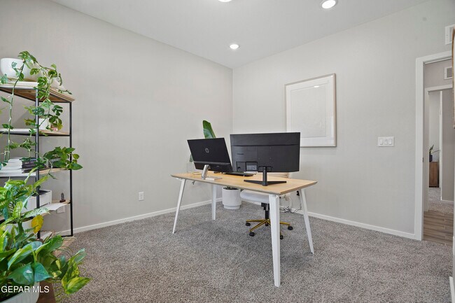 Building Photo - 2308 Enchanted Quail