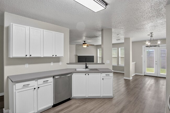 Building Photo - 8412 Widgeon Way
