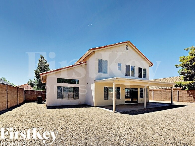 Building Photo - 22026 N 73rd Ave