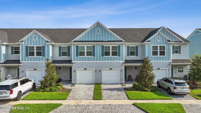 Primary Photo - 357 Boracay Cir