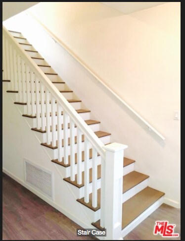 Building Photo - 502 26th St