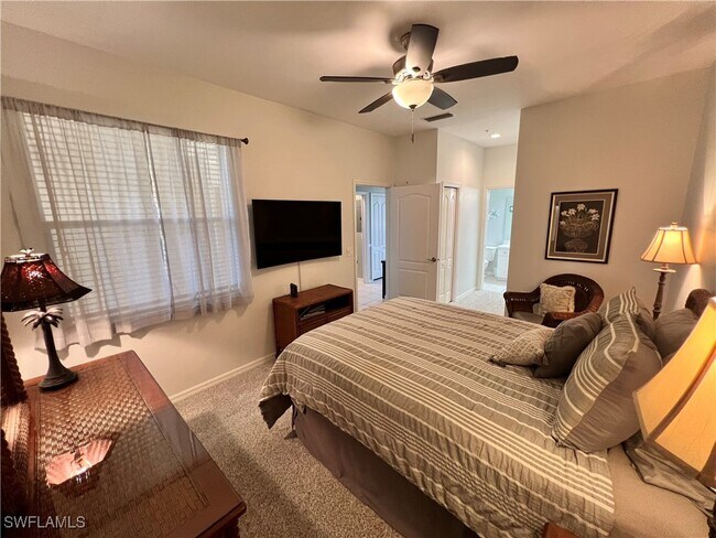 Building Photo - 8600 Cedar Hammock Cir