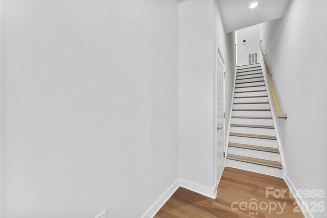 Building Photo - 440 Spearfield Ln