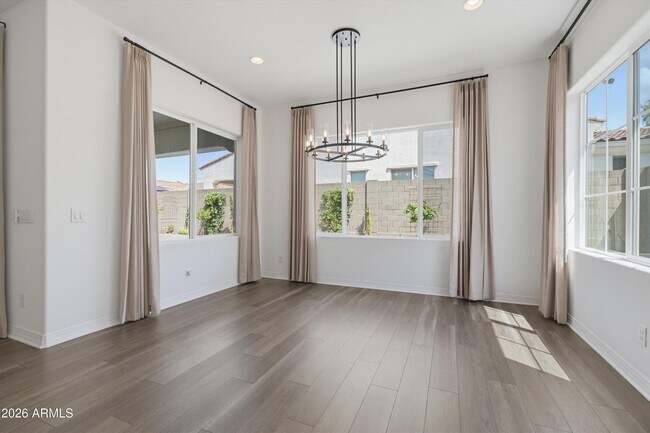 Building Photo - 2024 W Andalusian Trail
