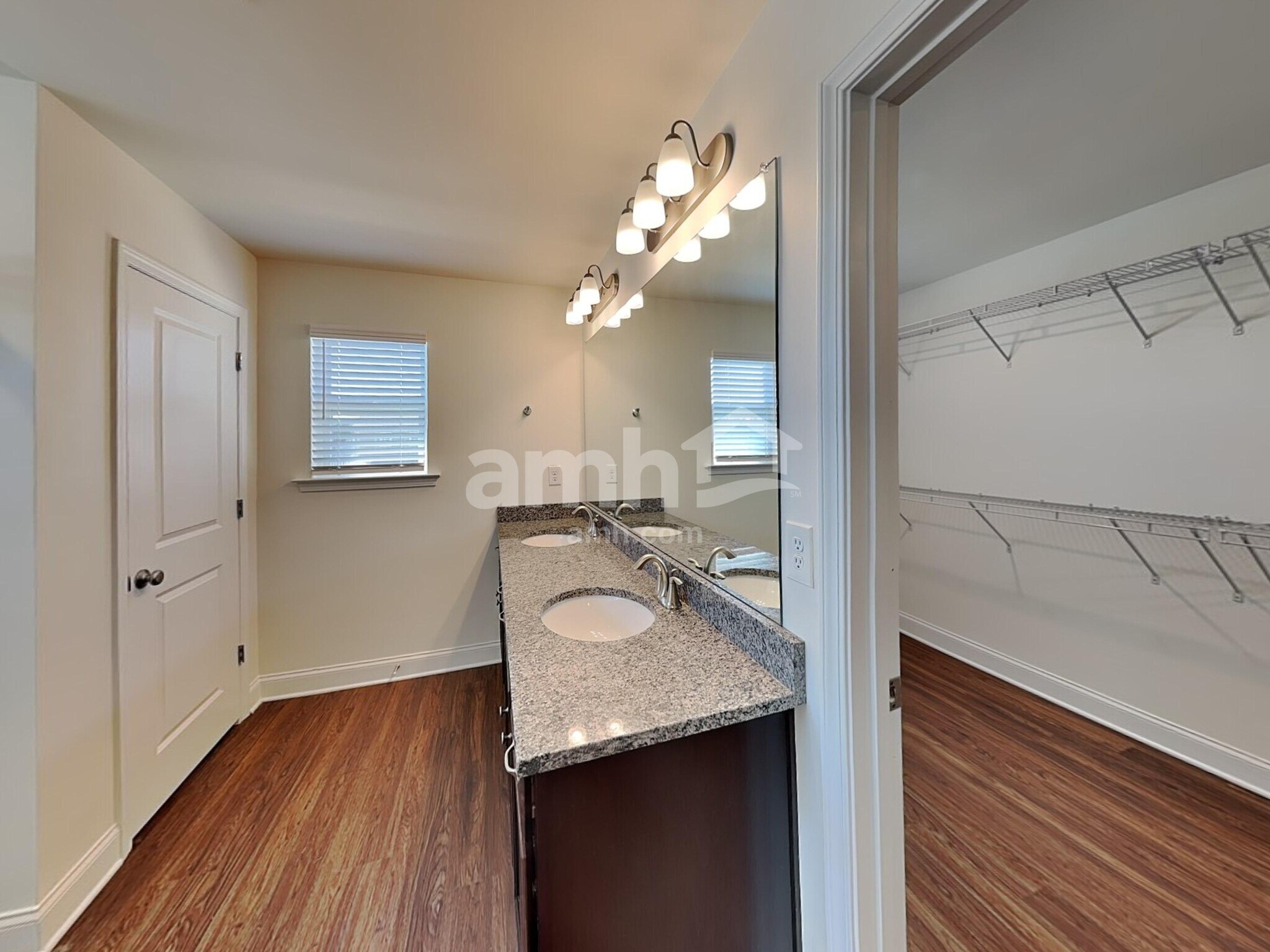 Building Photo - 190 Rivulet Dr