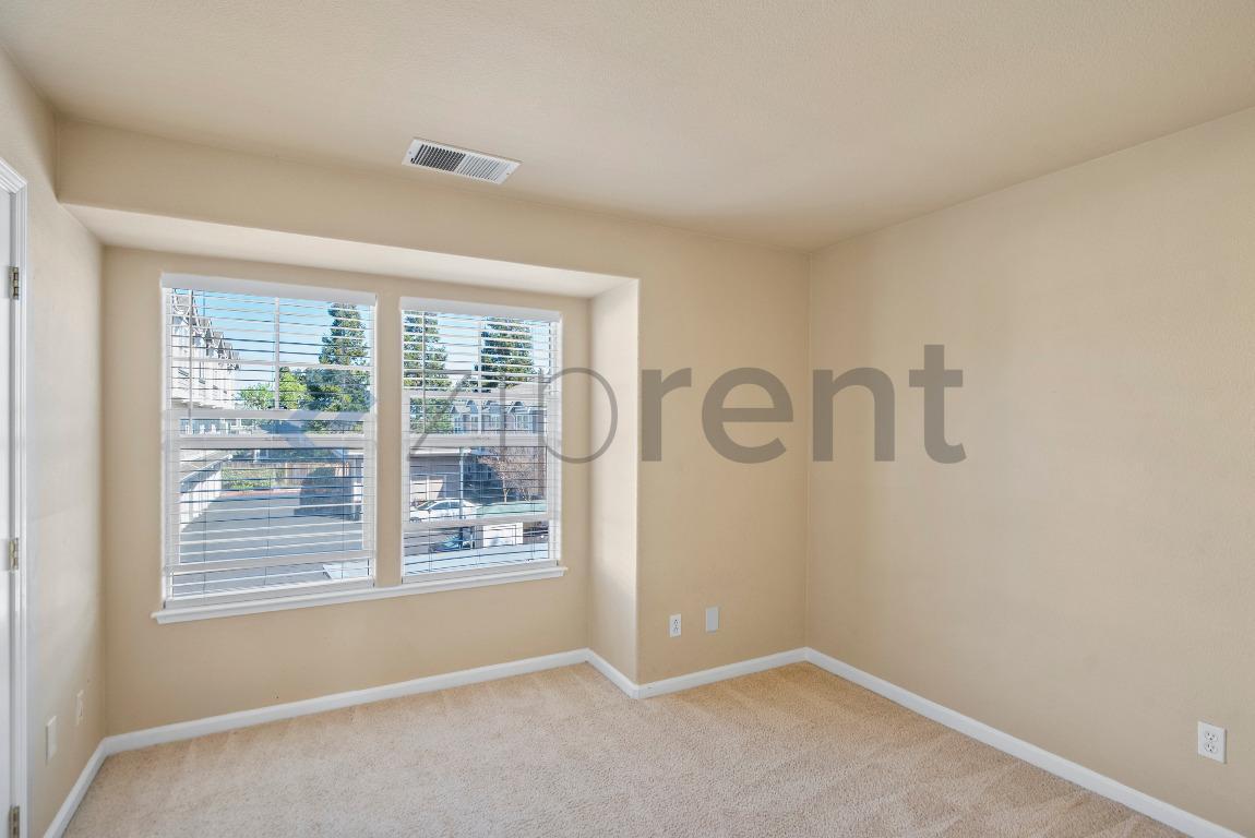 Building Photo - 20 Ashford Pl