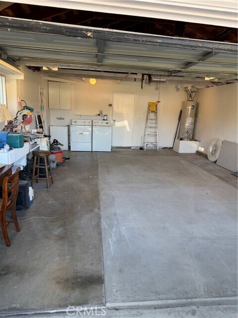 Building Photo - 16711 Greenview Ln