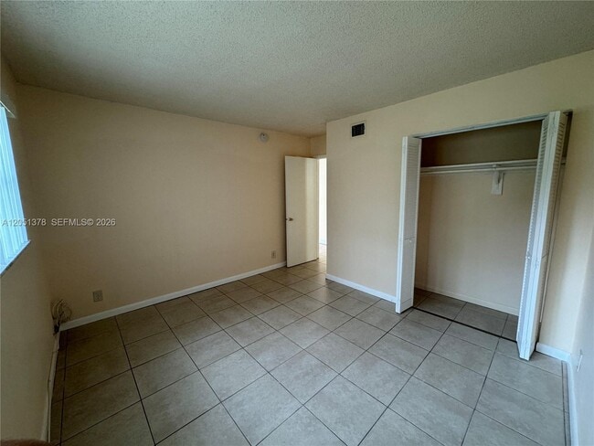 Building Photo - 6505 Winfield Blvd