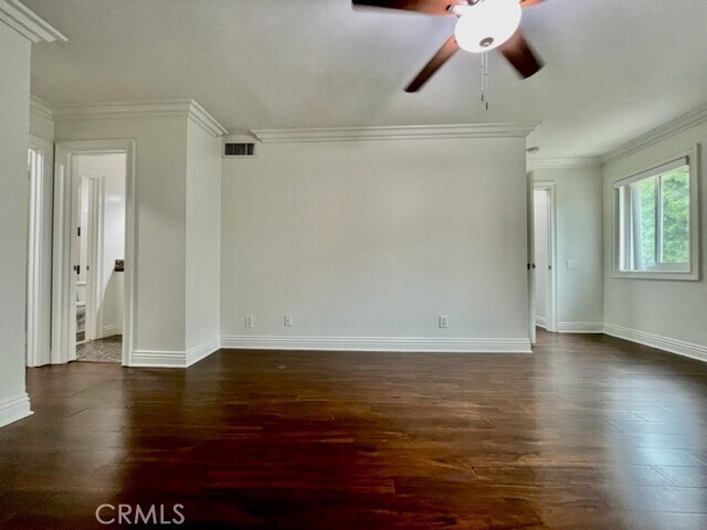 Building Photo - 2558 Orange Ave