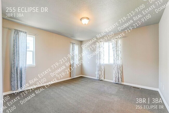 Building Photo - 255 Eclipse Dr