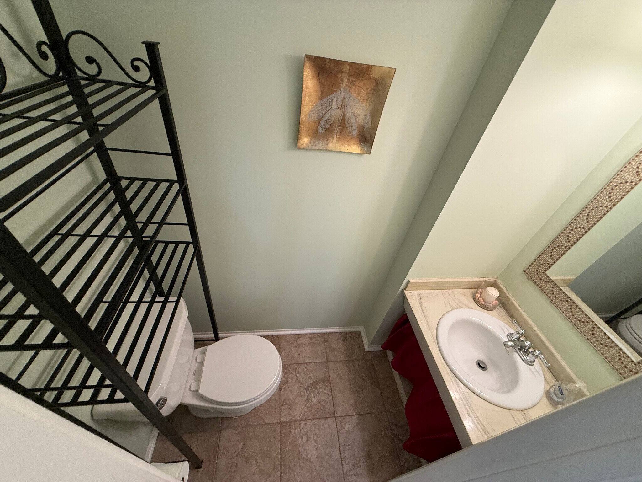 Half bathroom - 3307 Webley Ct