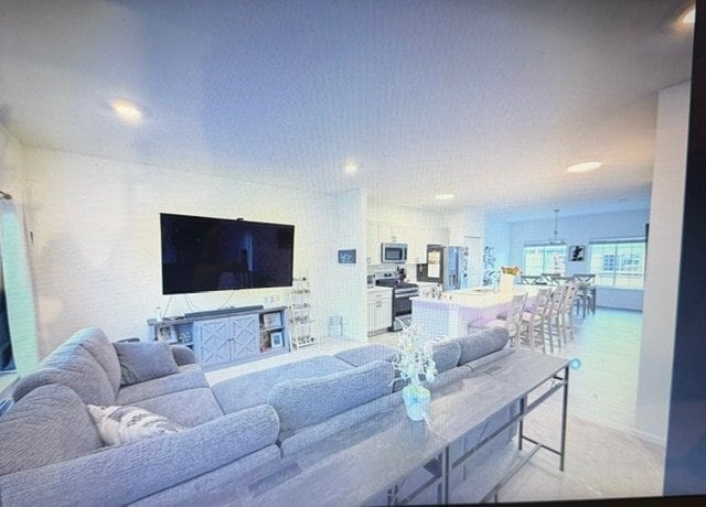 Building Photo - 235 Regency Ct