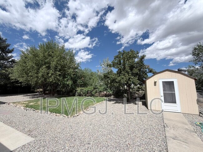 Building Photo - 2718 Del Mar Dr