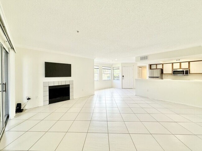 Building Photo - 2400 Feather Sound Dr