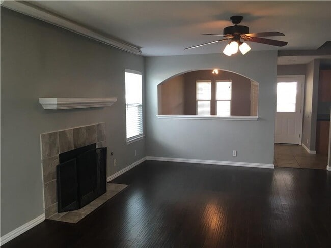 Building Photo - 312 Estate Dr