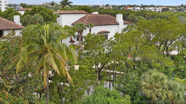 Building Photo - 4750 S Ocean Blvd