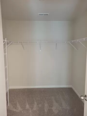 Building Photo - 201 Joneshaven Dr