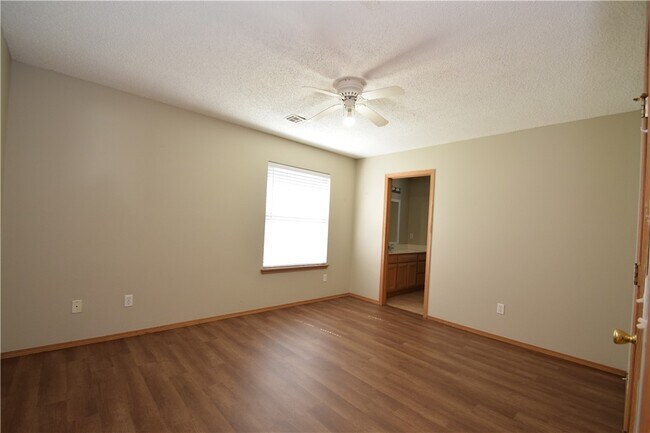 Building Photo - 3 Burnett Cir