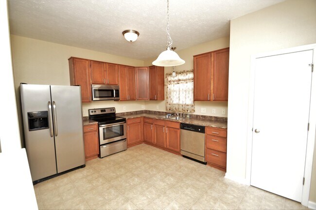 Building Photo - 2724 Winding Creek Ln