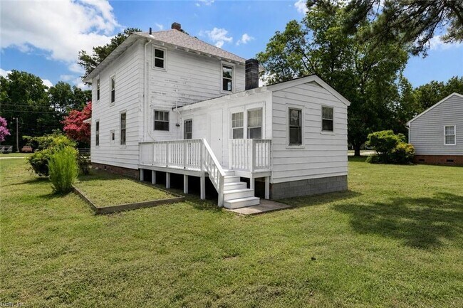 Building Photo - 149 Beach Rd