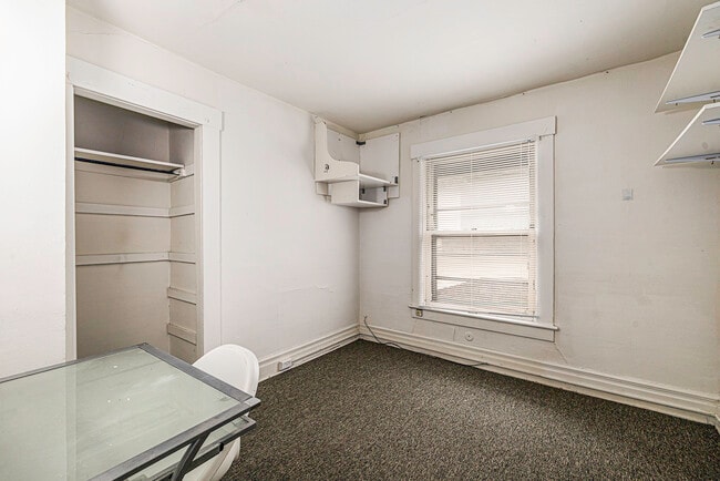 Building Photo - 1207 Prospect-