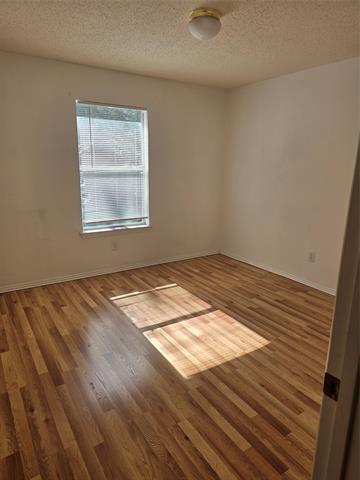 Building Photo - 1148 Lake Bluff Dr