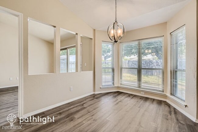 Building Photo - 4 br, 2 bath House - 112 Browning Lane UNIT