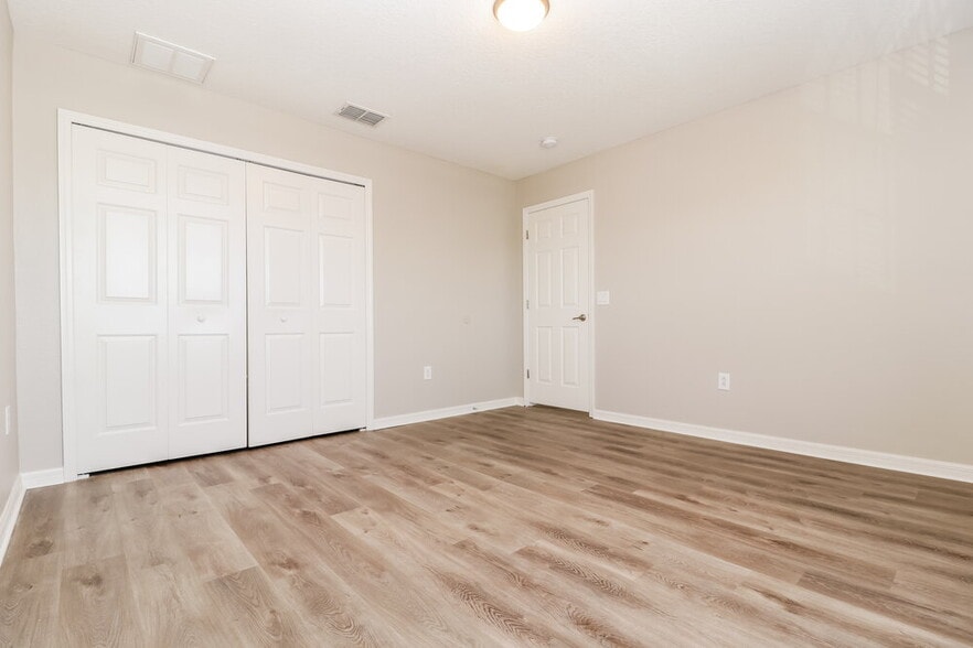 Building Photo - 4023 Braemere Dr