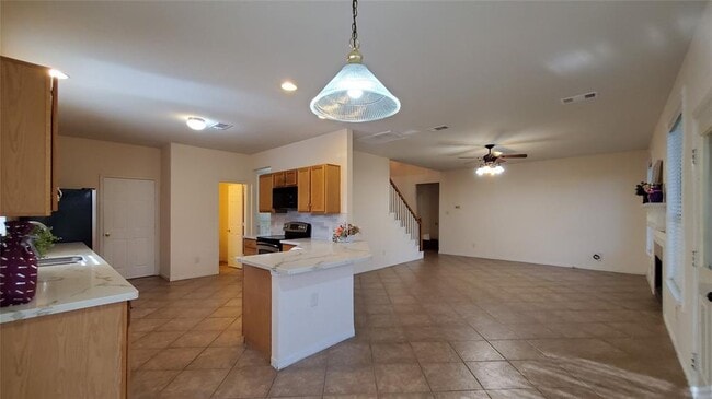 Building Photo - 14043 Fairwood Breeze