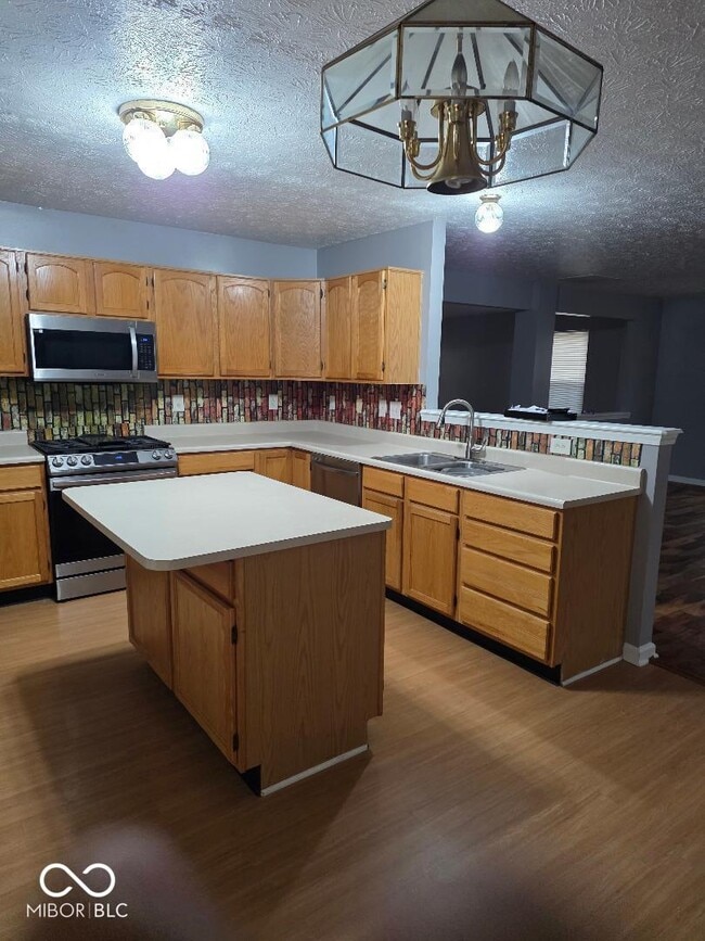 Building Photo - 9114 Robey Meadows Ln