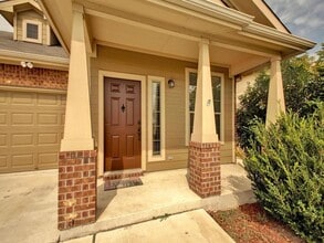 Building Photo - 1520 Muirfield Bend Dr