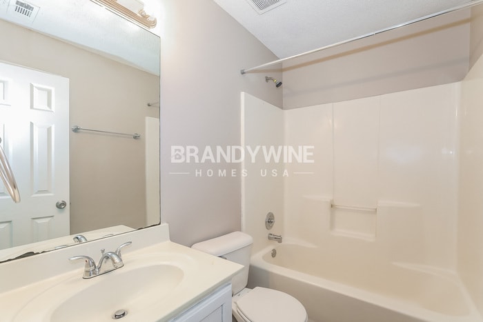 Building Photo - 255 Beranda Cir