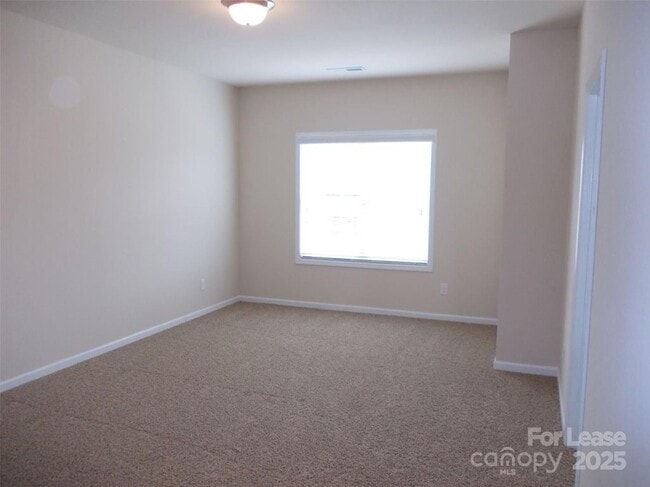 Building Photo - 9641 Camberley Ave NW