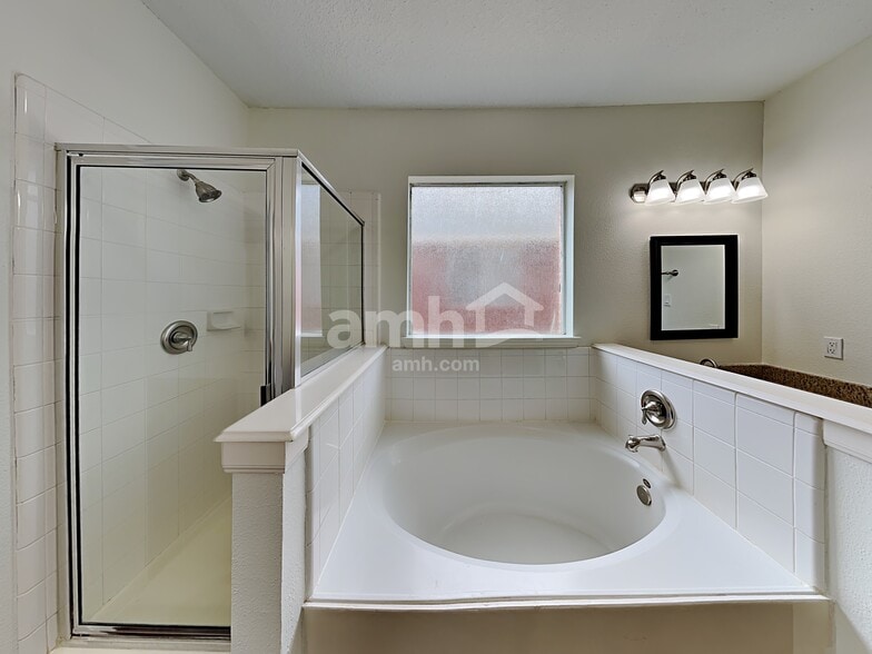 Building Photo - 38215 E Sulphur Creek Dr