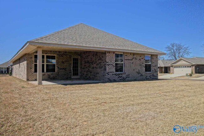 Building Photo - 133 Ardsley Dr