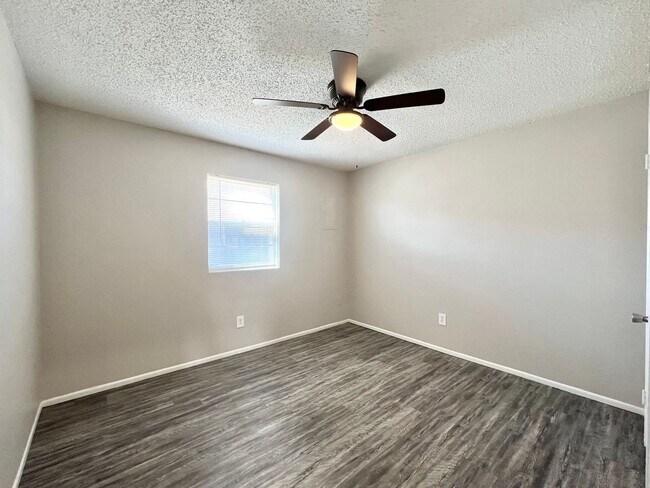 Building Photo - 3110 Salisbury Ave