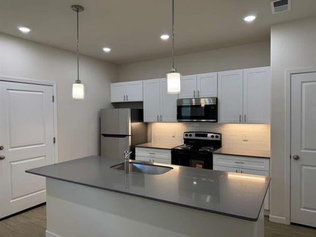 Building Photo - 1223 S Austin St