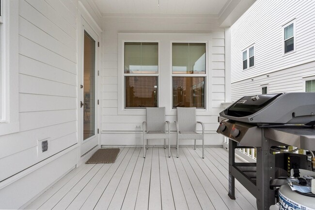 Building Photo - 105 Seaboard Ln