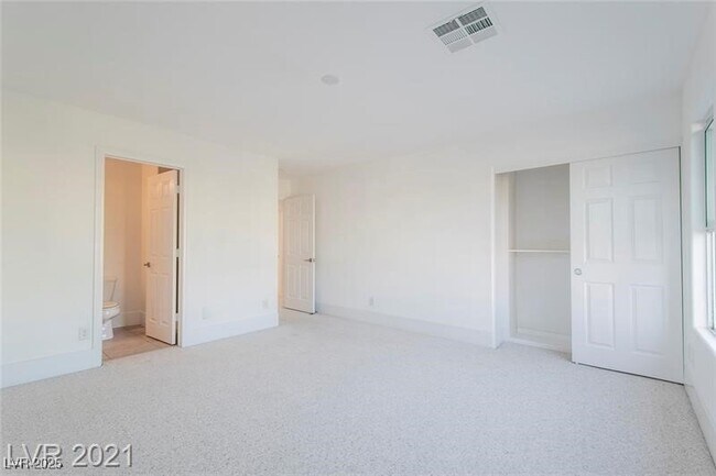 Building Photo - 3567 Fair Bluff St