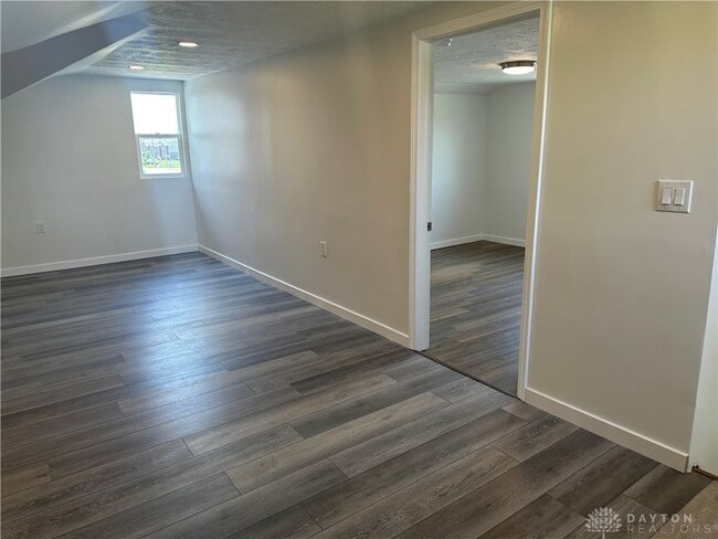 Building Photo - 2520 Harshman Rd