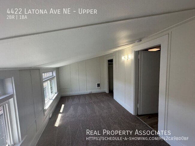 Building Photo - 4422 Latona Ave NE