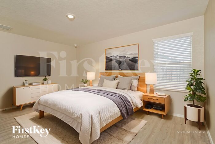 Building Photo - 407 Butterfly Bush Ct