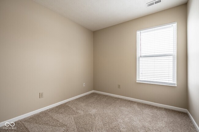 Building Photo - 11194 Black Gold Dr