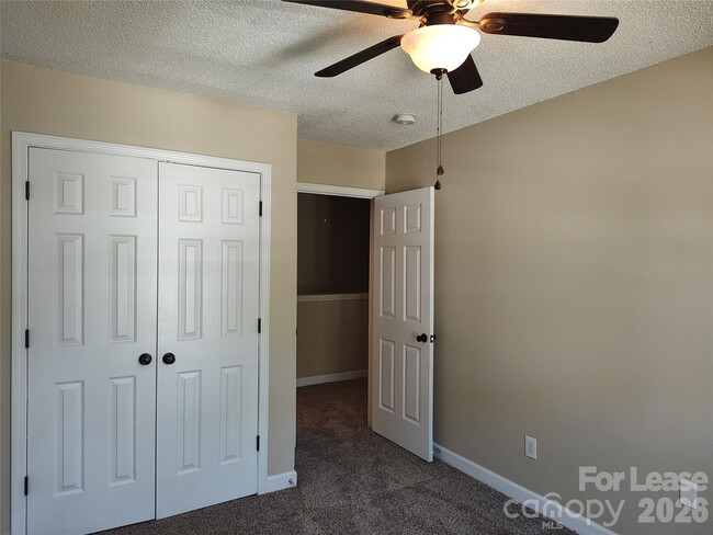 Building Photo - 1408 Jordans Pond Ln