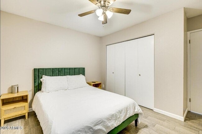 Building Photo - 14236 N 23rd St