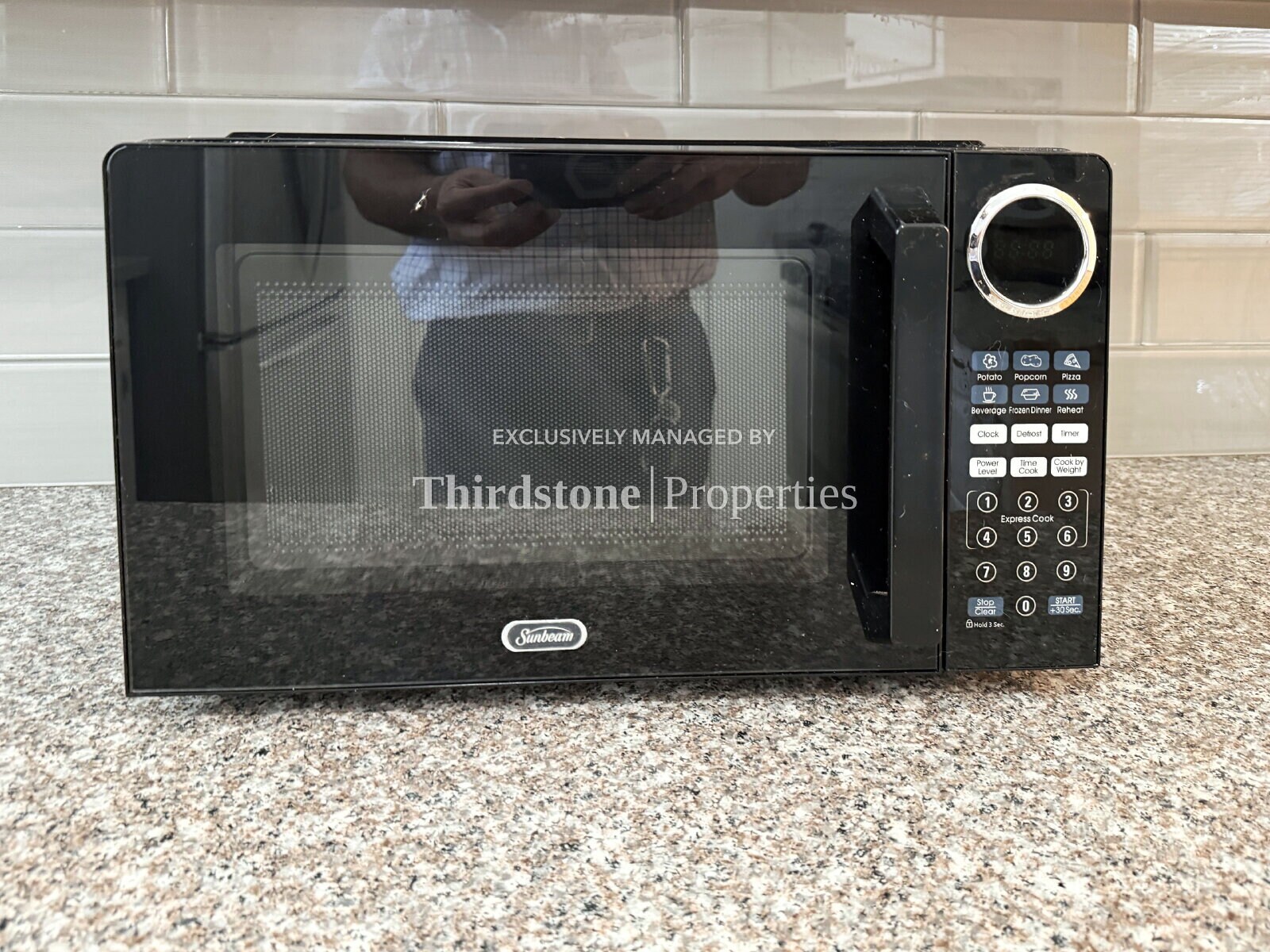 Building Photo - 4833 Kingsbury St