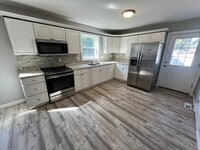 Building Photo - 96-98 Woodmont St