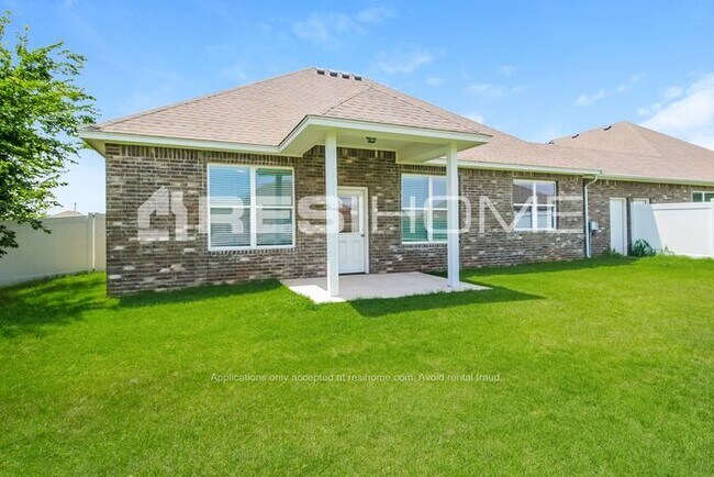 Building Photo - 8042 Brighton Ave